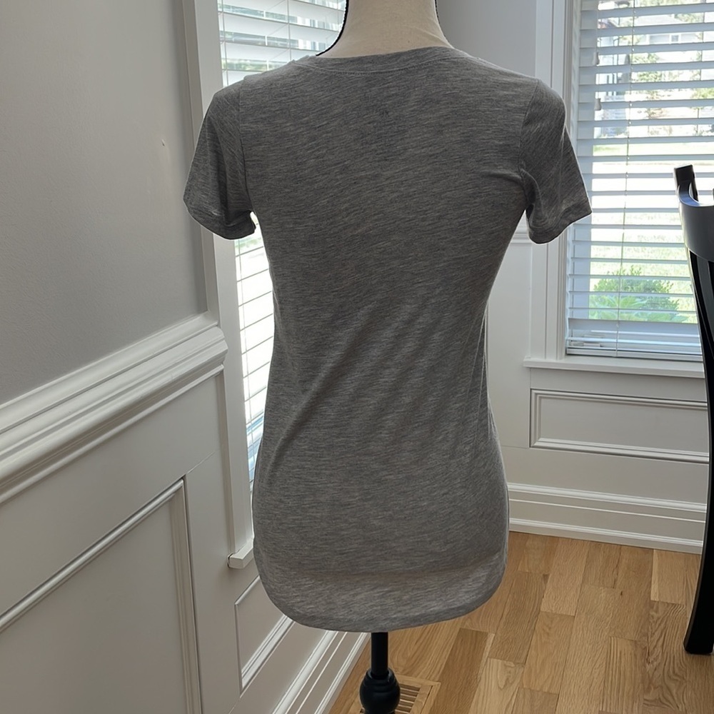 Gray Gilmore Girls T-Shirt - Picture 2 of 3
